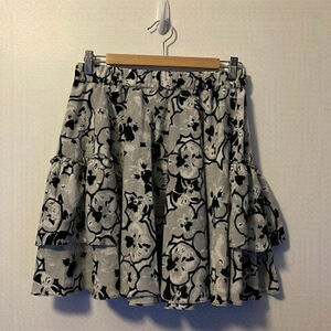Joe fresh ruffle skirt.